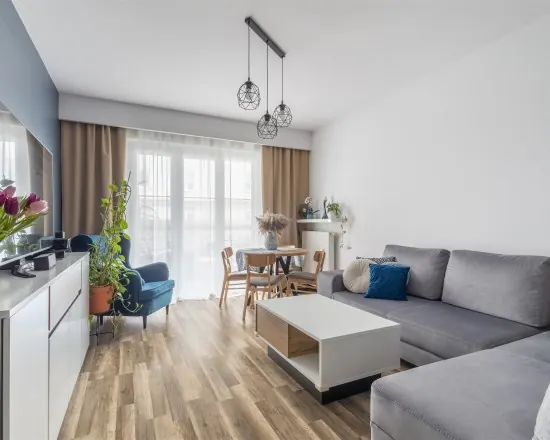 Apartment, Marki